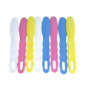 Plastic Dental Mixing Spatula